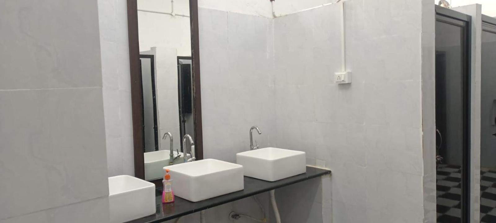Abuzz Oxfordcaps Bannerghatta Bangalore Bagian luar foto